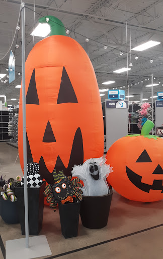 Home Goods Store «At Home», reviews and photos, 2780 Wilma Rudolph Blvd, Clarksville, TN 37040, USA