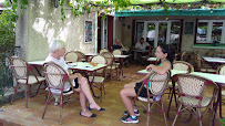 Atmosphère du Restaurant Ô Mas Troquet à Vacquières - n°3