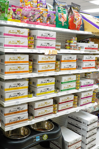 Pet Supply Store «Arcata Pet», reviews and photos, 600 F St #6, Arcata, CA 95521, USA