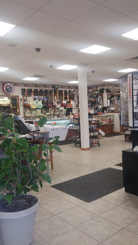 Reviews of Family Music Center, Inc. in Milwaukee - Musical store
