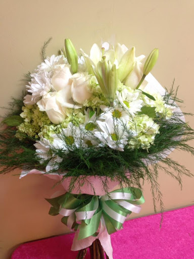 Florist «Elite Floral & Gift Shoppe», reviews and photos, 504 N Alafaya Trail #109, Orlando, FL 32828, USA