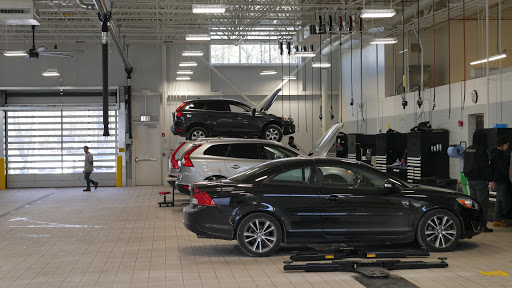 Car Dealer «Prime Volvo Cars South Shore», reviews and photos, 425 Lincoln St, Hingham, MA 02043, USA