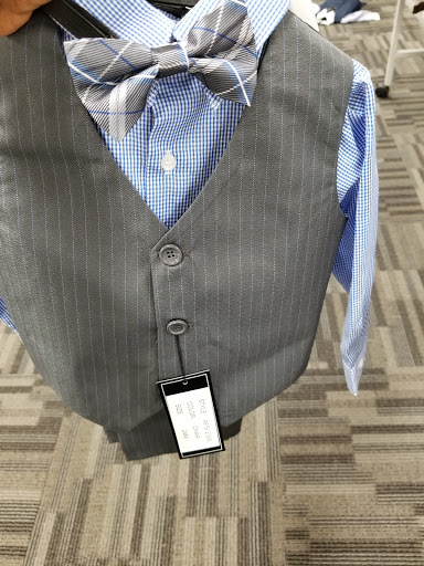 Clothing Store «Burlington Coat Factory», reviews and photos, 480 Boston Rd, Billerica, MA 01821, USA