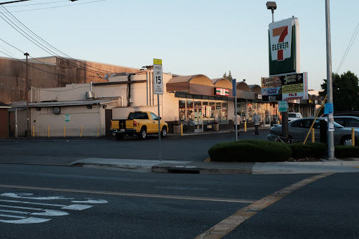 Convenience Store «7-Eleven», reviews and photos, 1905 Latham St, Mountain View, CA 94040, USA