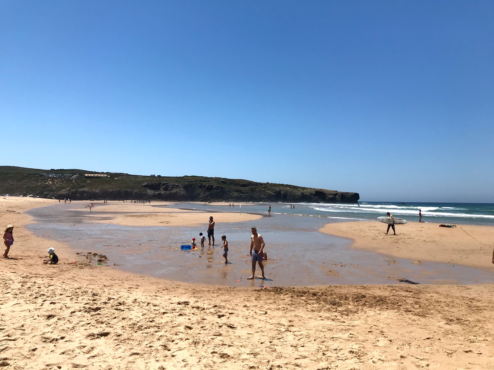 Photo de Praia da Amoreira - recommandé pour les voyageurs en famille avec des enfants