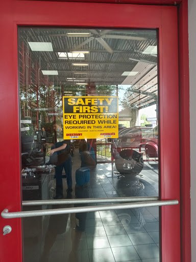 Tire Shop «Discount Tire Store - Lakeland, FL», reviews and photos, 6975 US Hwy 98 N, Lakeland, FL 33809, USA