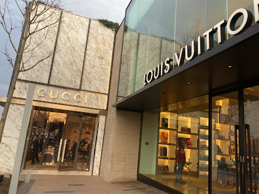 Shopping Mall «Americana Manhasset», reviews and photos, 2060 Northern Blvd, Manhasset, NY 11030, USA