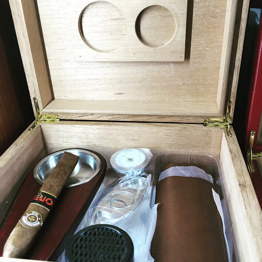 Beer Store «Plaza Market», reviews and photos, 2400 Peck Rd, El Monte, CA 91733, USA