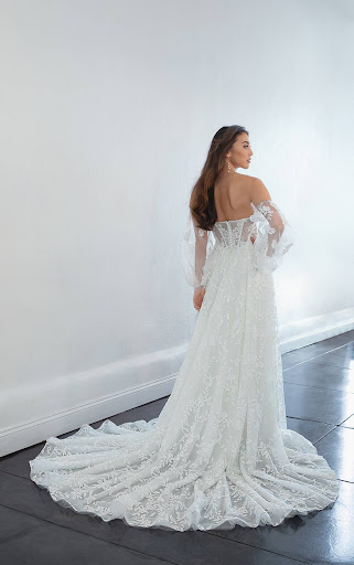 Bridal Shop «Bustle Bridal Gowns & Accessories», reviews and photos, 7215 Highland Rd, Baton Rouge, LA 70808, USA