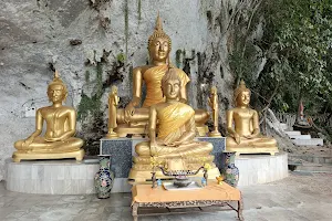 Tham Phaya Nagarat Monastery image