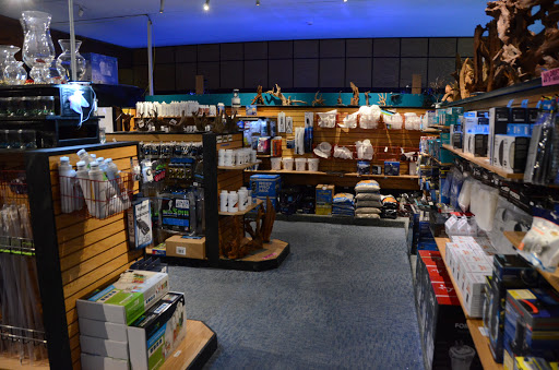 Aquarium Shop «Aquatics Unlimited / Aquatic Realmz», reviews and photos, 3550 S 108th St, Greenfield, WI 53228, USA