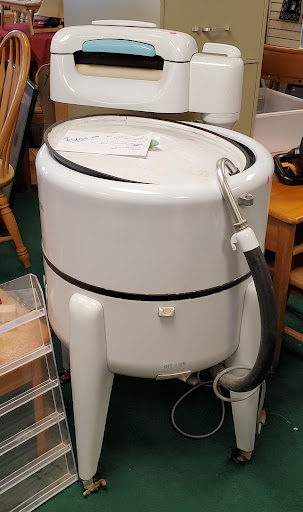 Thrift Store «Life Center Thriftshop», reviews and photos, 6331 6th Ave, Tacoma, WA 98406, USA