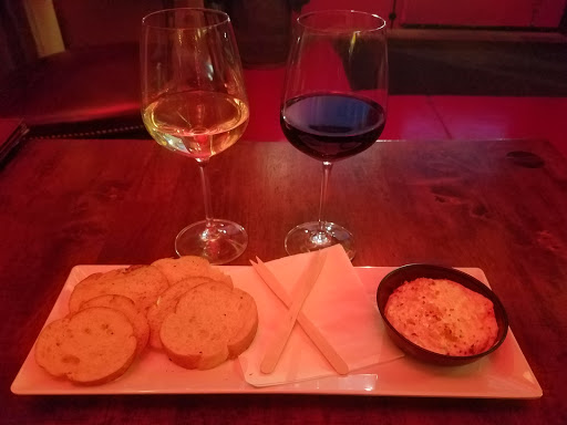 Wine Bar «Firehouse Wine Bar & Shop», reviews and photos, 216 St Francis St, Mobile, AL 36602, USA