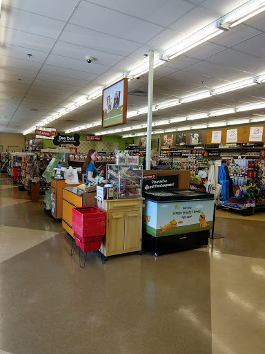 Pet Supply Store «Pet Food Express», reviews and photos, 1737 Santa Rita Rd #100, Pleasanton, CA 94566, USA