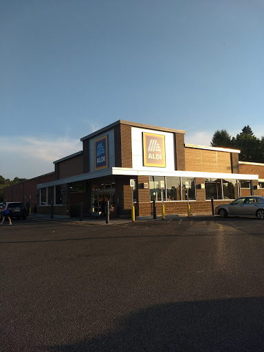 Supermarket «ALDI», reviews and photos, 908 NY-13, Cortland, NY 13045, USA