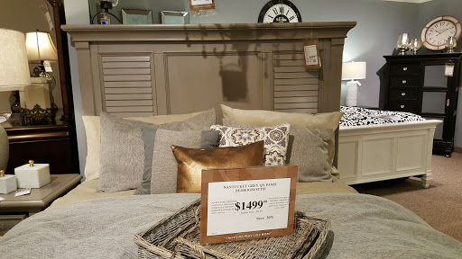 Furniture Store «HOM Furniture», reviews and photos, 4601 23rd Ave S, Fargo, ND 58104, USA