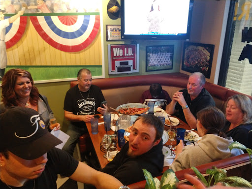 Shopping Mall «Larkfield Shopping Center», reviews and photos, 4754 Old Redwood Hwy, Santa Rosa, CA 95403, USA