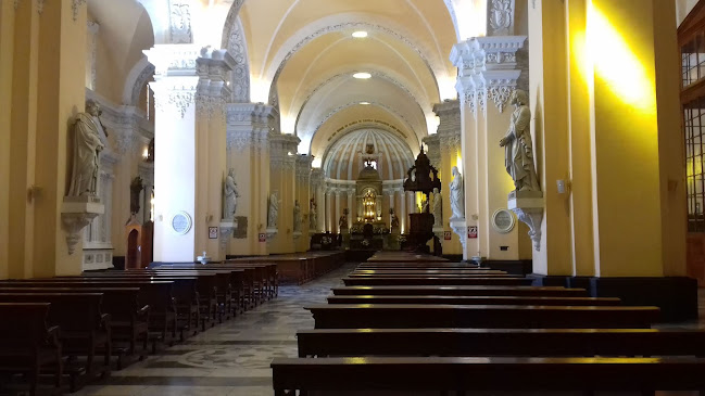 Plaza de Armas, Basilica Catedral de, Arequipa 04001, Perú