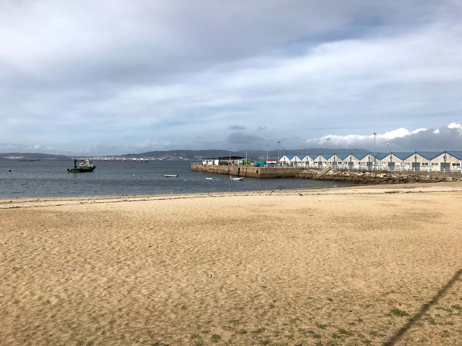 Foto de Praia de Bueu - lugar popular entre os apreciadores de relaxamento