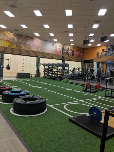Gym «LA Fitness», reviews and photos, 16289 Sierra Lakes Pkwy, Fontana, CA 92336, USA