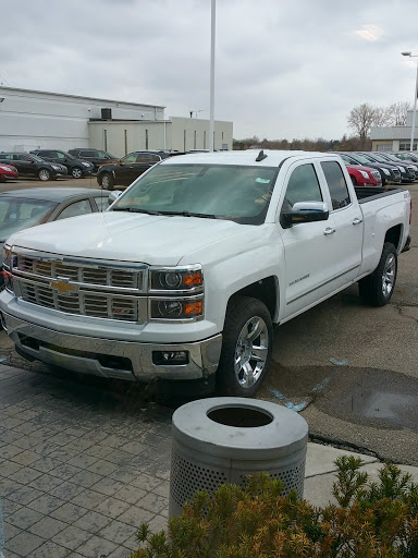 Chevrolet Dealer «Young Chevrolet Cadillac», reviews and photos, 1500 E Main St, Owosso, MI 48867, USA