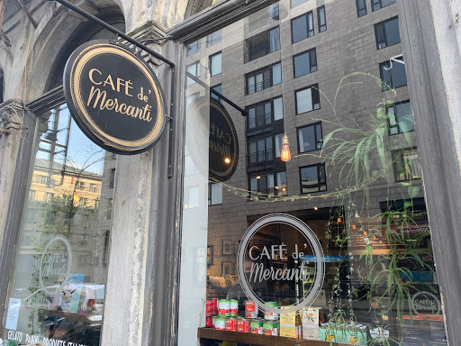 Cafe de Mercanti Old Montreal