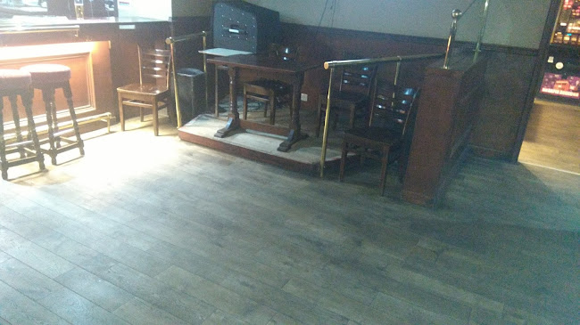 The Waverley Bar - Glasgow