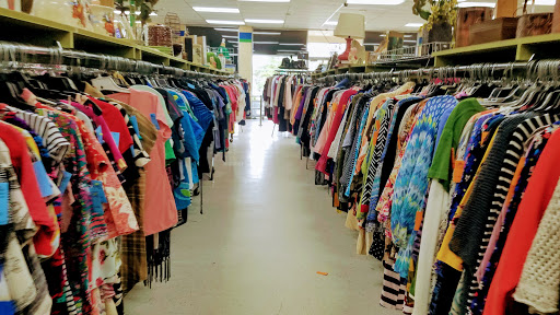 Thrift Store «Goodwill Retail Store & Donation Center», reviews and photos, 2309 Apalachee Pkwy, Tallahassee, FL 32301, USA