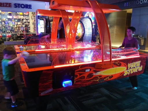 Movie Theater «UltraStar Multi-tainment Center at Ak-Chin Circle», reviews and photos, 16000 N Maricopa Rd, Maricopa, AZ 85139, USA