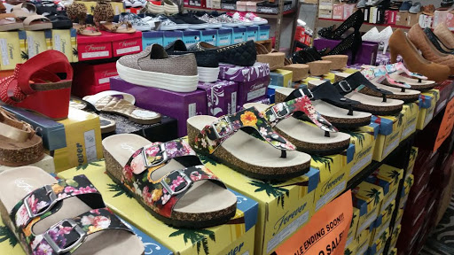 Shoe Store «Footsies Shoe Warehouse», reviews and photos, 1077 Baker St, Costa Mesa, CA 92626, USA