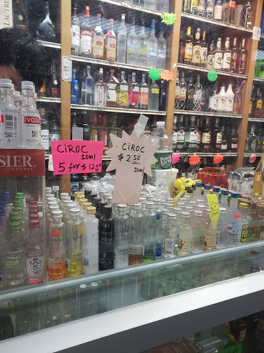 Liquor Store «L & N Liquor Inc», reviews and photos, 736 Lydig Ave, Bronx, NY 10462, USA