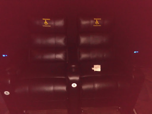 Movie Theater «Regal Cinemas Cantera 17 & RPX», reviews and photos, 28250 Diehl Rd, Warrenville, IL 60555, USA