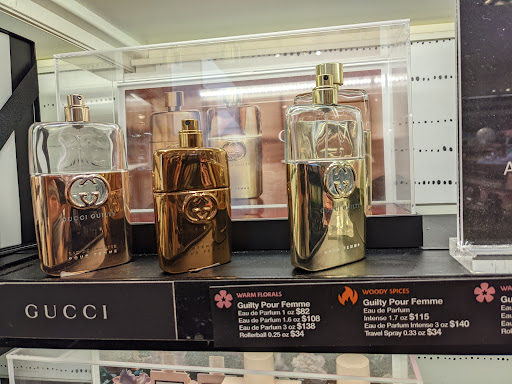 Cosmetics Store «SEPHORA», reviews and photos, 1 Garden State Plaza Blvd, Paramus, NJ 07652, USA