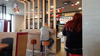 Atmosphère du Restaurant KFC Bourgoin Jallieu - n°10