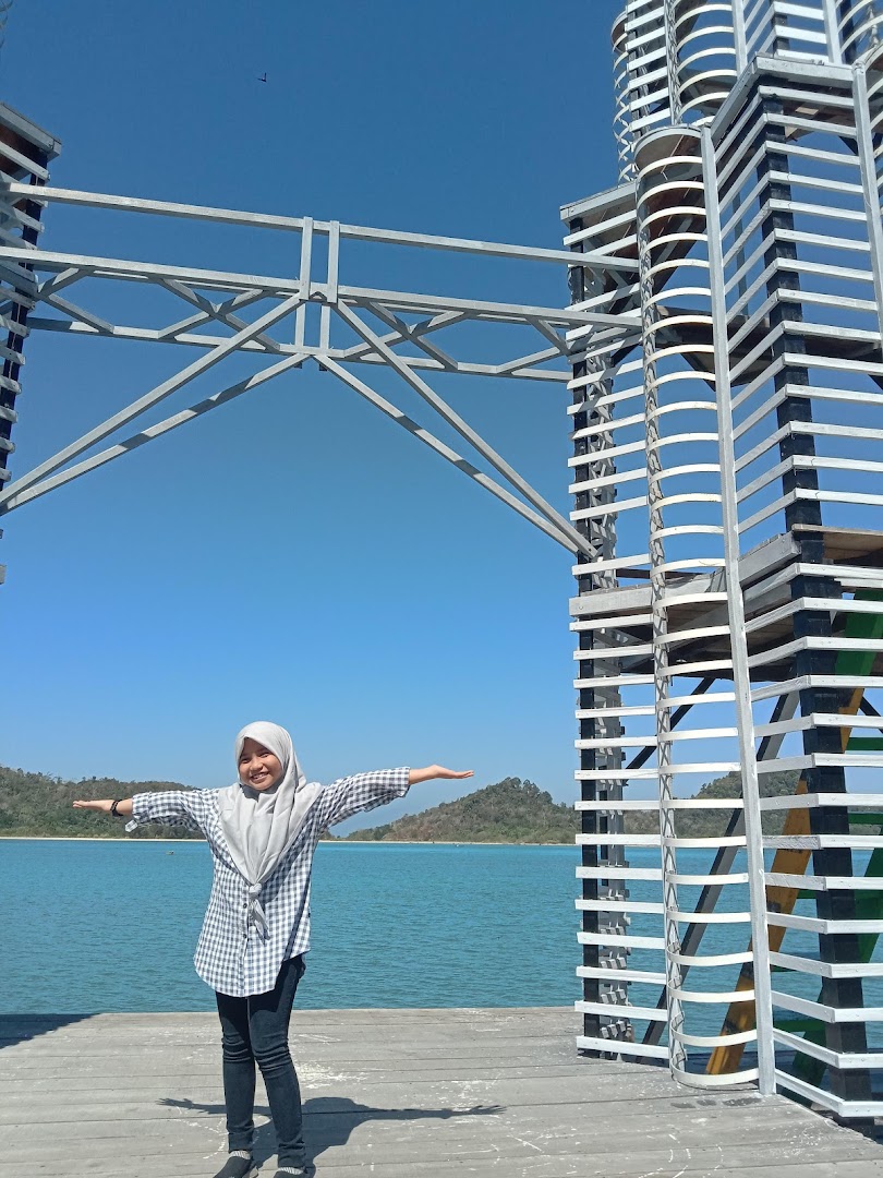 Miniatur Menara Kembar: Harga Tiket, Foto, Lokasi, Fasilitas dan Spot