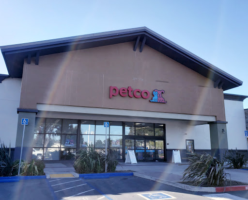 Pet Supply Store «Petco Animal Supplies», reviews and photos, 5481 Lone Tree Way, Brentwood, CA 94513, USA