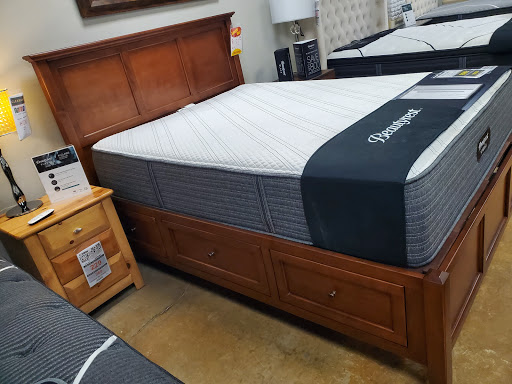 Furniture Store «Furniture Factory Outlet», reviews and photos, 1162 Gateway Loop, Springfield, OR 97477, USA
