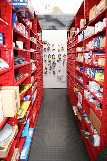 Auto Repair Shop «Autoscope Foreign Car Care - Park Cities», reviews and photos, 6134 Denton Dr, Dallas, TX 75235, USA