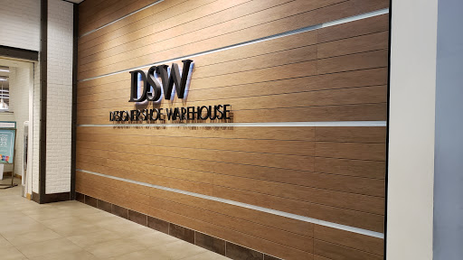 Shoe Store «DSW Designer Shoe Warehouse», reviews and photos, 142 Providence Pl, Providence, RI 02903, USA