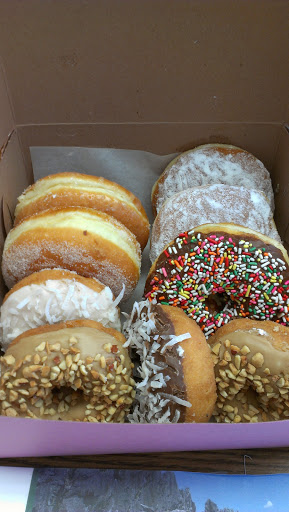 Donut Shop «A M Donuts», reviews and photos, 34 Las Tunas Dr, Arcadia, CA 91007, USA