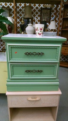 Thrift Store «Halo Bargain Center», reviews and photos