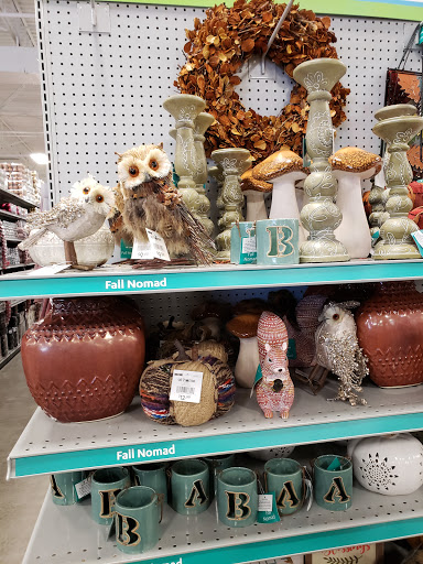 Home Goods Store «At Home», reviews and photos, 3700 S Campbell Ave, Springfield, MO 65807, USA