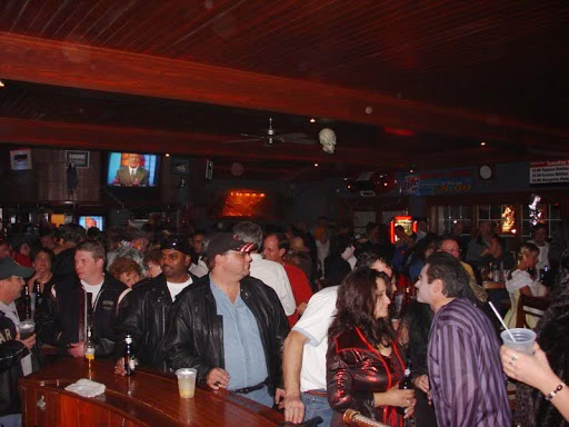 Bar & Grill «Jimmy Seas», reviews and photos, 1330 Marine St, Green Bay, WI 54301, USA