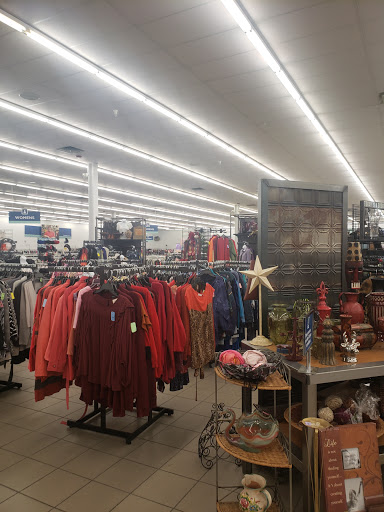 Thrift Store «Green Bay West Goodwill Retail Store & Training Center», reviews and photos