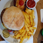 Photo n°2 de l'avis de Janine.o fait le 06/08/2023 à 17:04 sur le  WildWechsel Köln - Gasthaus am Waldbad à Cologne