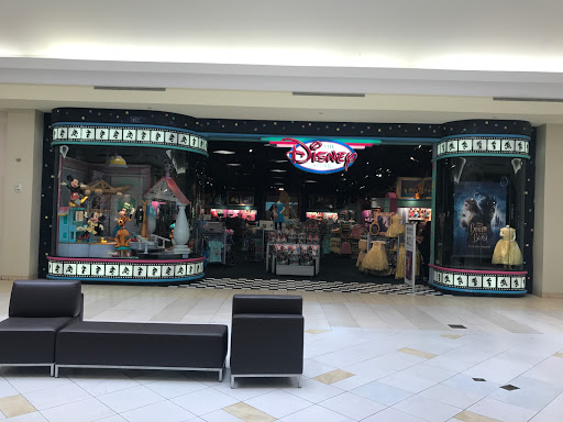 Toy Store «Disney Store», reviews and photos, 4125 S Cleveland Ave, Fort Myers, FL 33901, USA