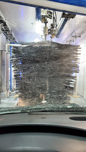 Car Wash «Diamond Shine Express Carwash», reviews and photos, 6320 Mayfield Rd, Cleveland, OH 44124, USA