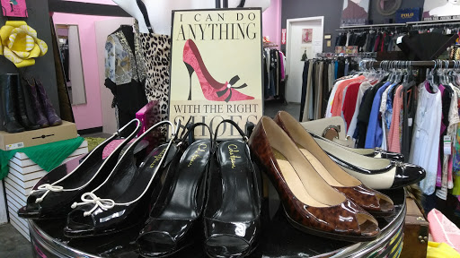 Boutique «What Women Want Resale Boutique», reviews and photos, 9012 Research Blvd Ste C12, Austin, TX 78758, USA