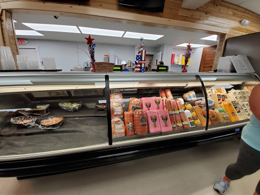 Grocery Store «Big Chief Market», reviews and photos, 616 Poplar St, Mayfield, PA 18433, USA