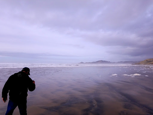 Coffee Shop «Carls Coffee», reviews and photos, 715 NW Beach Dr, Newport, OR 97365, USA